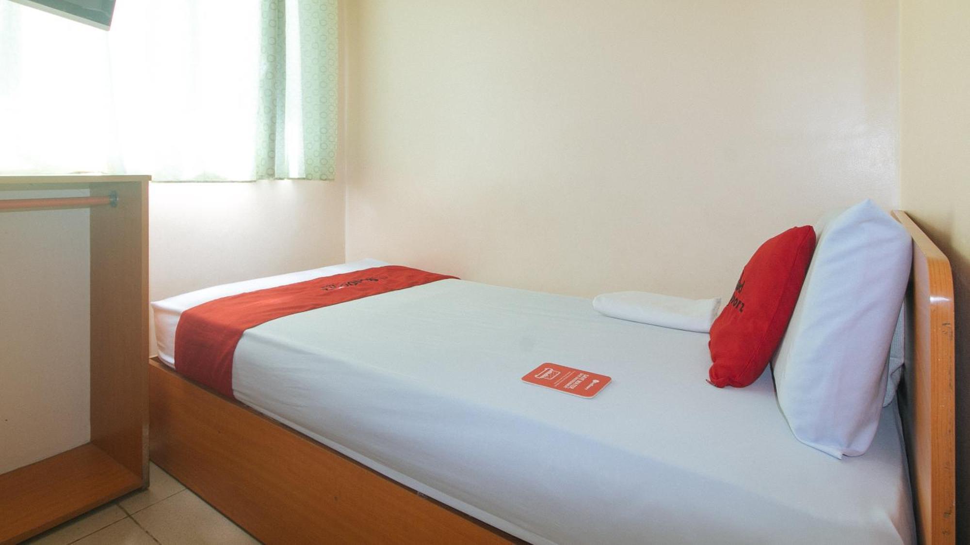 Reddoorz @ Asiana Pension Inn Мандау Сити Екстериор снимка